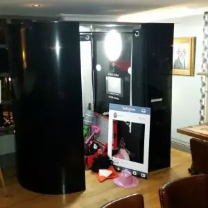 Black oval photo booth